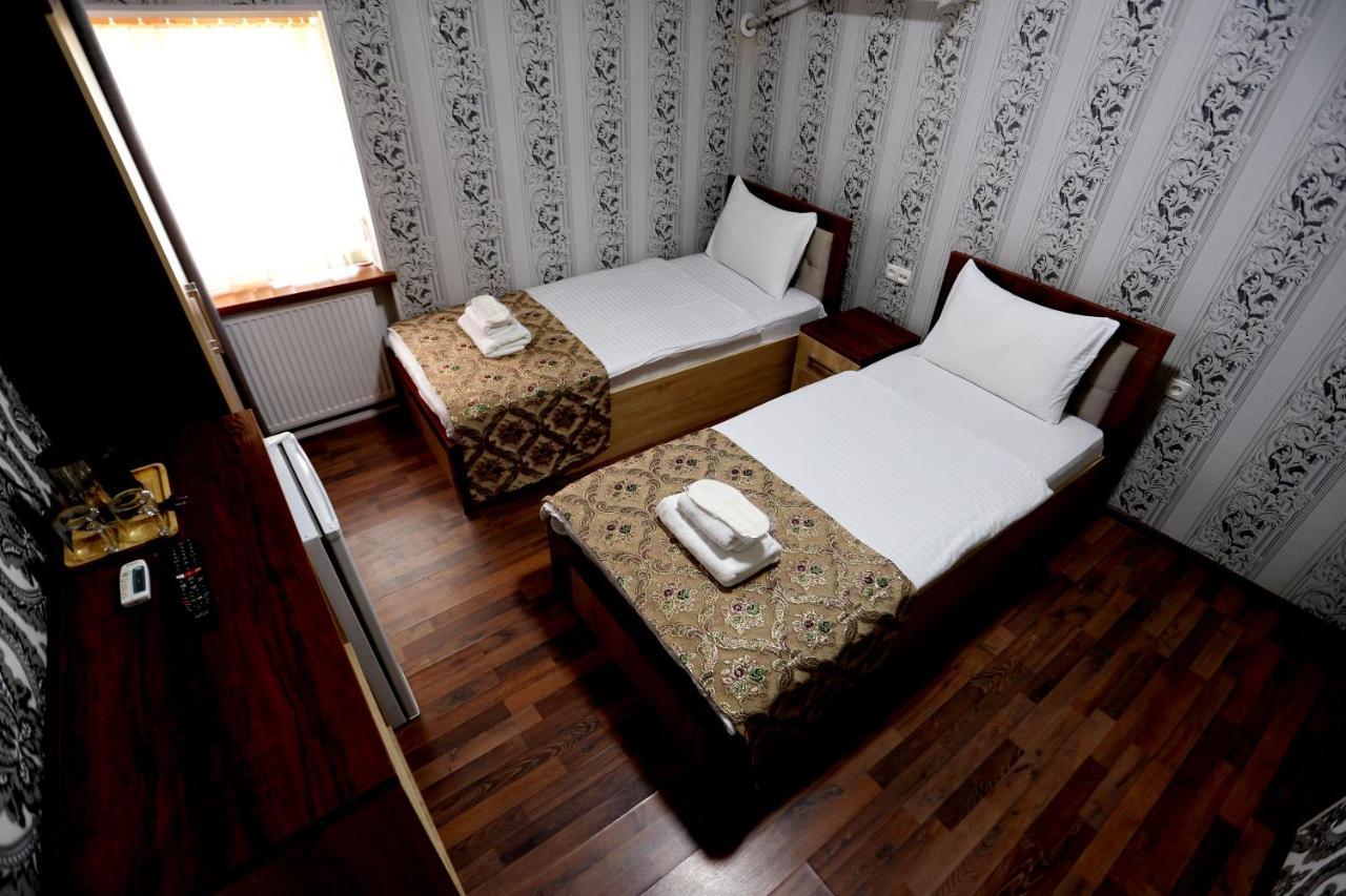 Hotel Plaza 777 Samarkanda Zewnętrze zdjęcie