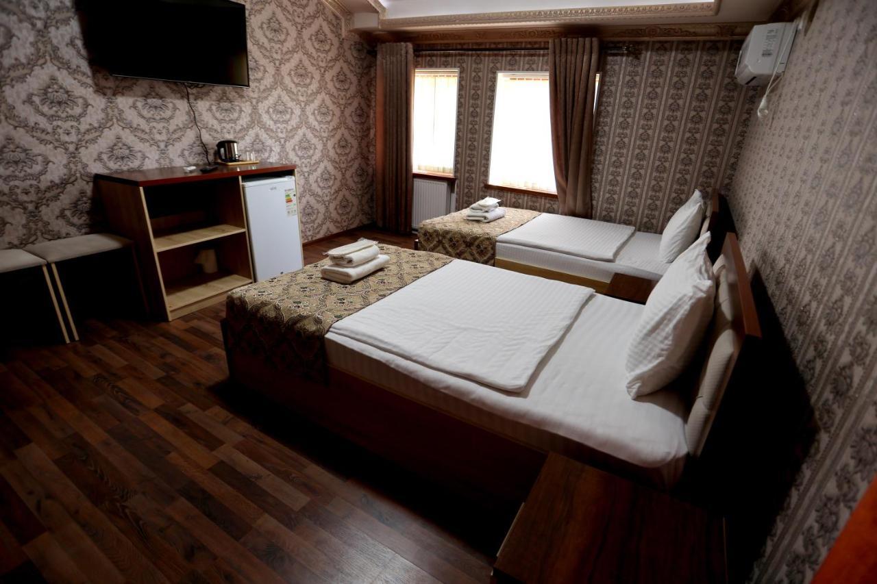 Hotel Plaza 777 Samarkanda Zewnętrze zdjęcie